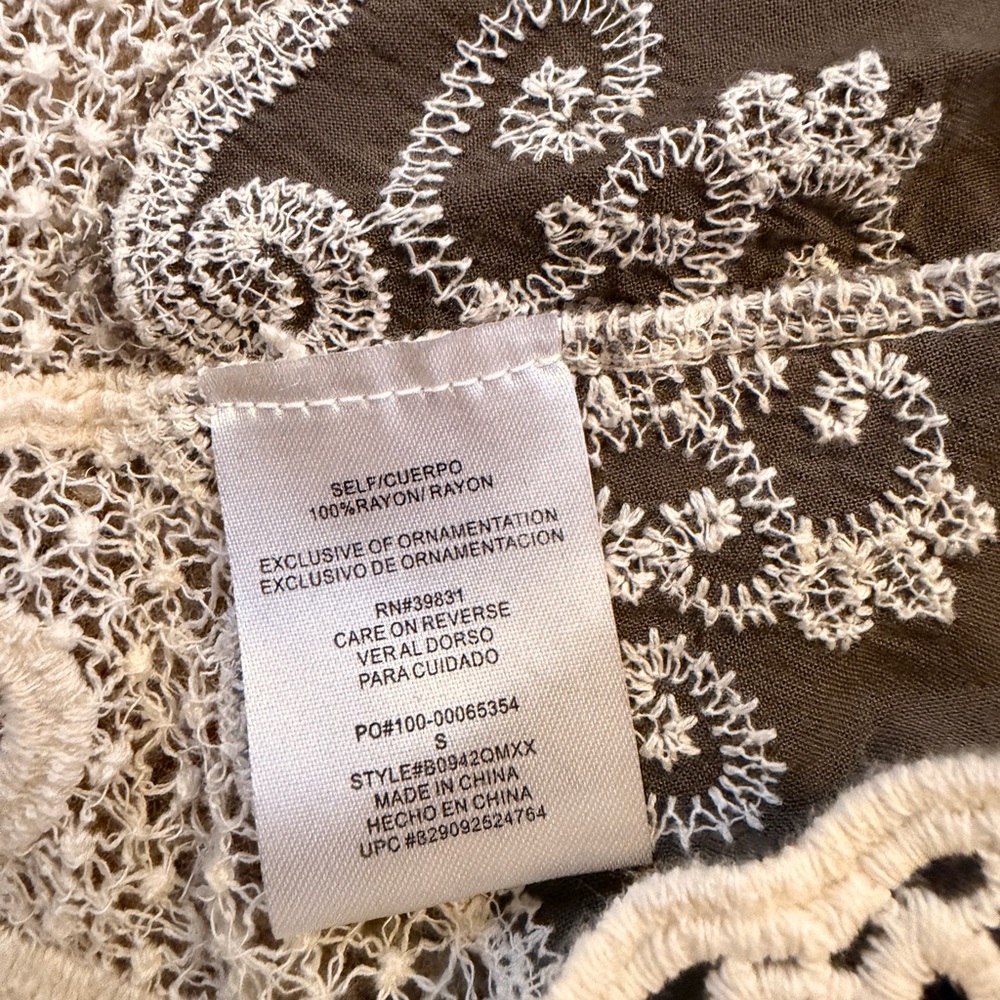 Democracy Brown Boho Lace Bell Sleeve Blouse - Size Small - Picture 5 of 5